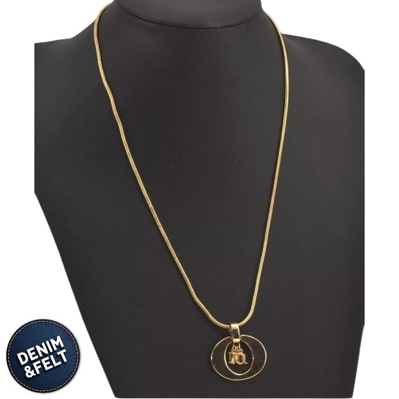 Christian Dior Vintage Gold Plated 2 Way Charm Logo Pendant Necklace |PRELOVED 💜 - Picture 2 of 16